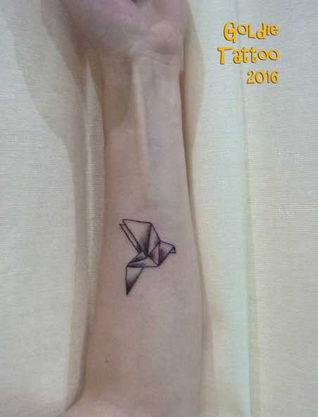 Goldie-Tattoo-Tarbes.juin2016.origami-poignet..web.jpg