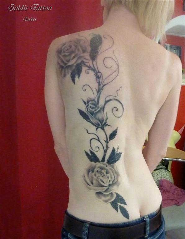 Goldie Tattoo Tarbes.22.6.2013.. roses grises (Large).jpg