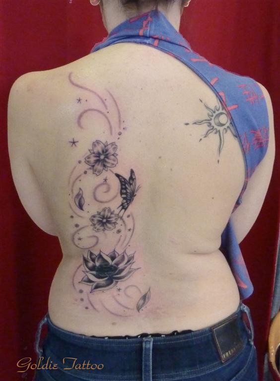Goldie Tattoo Tarbes.lotus.papillon22.03.2012 007 (Large).jpg