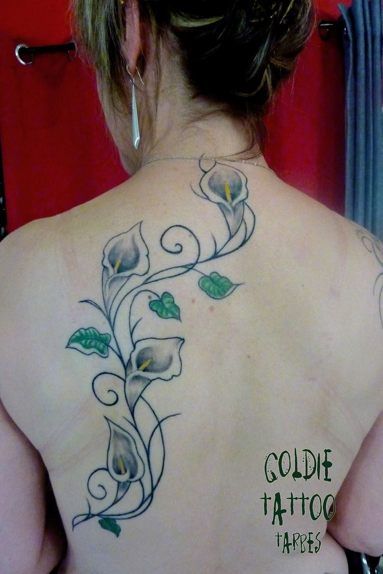 goldie-tattoo-tarbes-oct2013arums-gris-hdtv-1080site-hdtv-1080site2.jpg