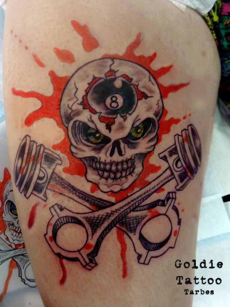 goldie-tattoo-tarbes-22-03-2014old-school-pistons-skull-hdtv-1080site2.jpg