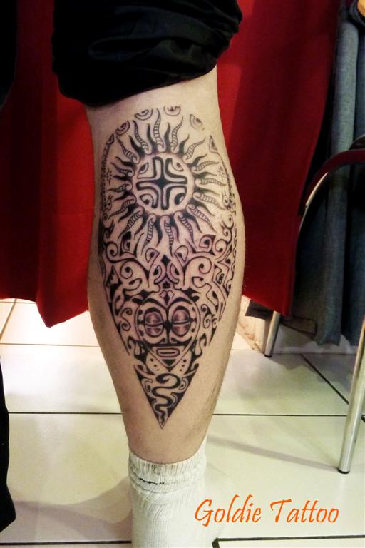 goldie-tattoo-mollet-arriere-maori-2012-large.jpg