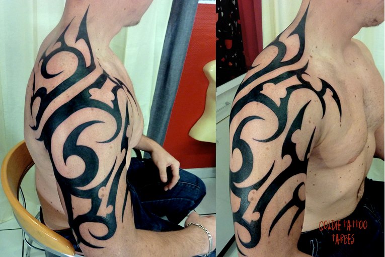 goldie-tattoo-tarbes-12-2013-bras-epaule-tribal-hdtv-1080site2.jpg