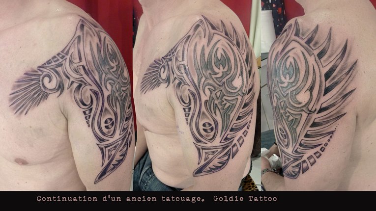 goldie-tattoo-tarbes-22-03-2014-continuation-tattoo-noir-et-gris-hdtv-1080site2.jpg