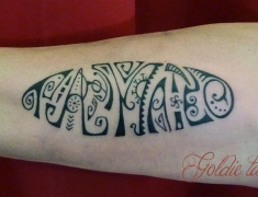 goldie-tattoo-tarbes-ecriture-prenoms-en-maori-large.jpg